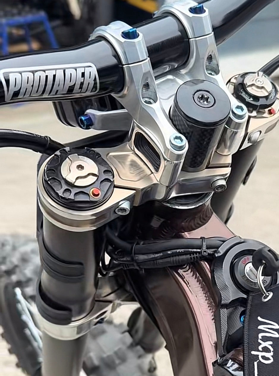 Surron lbx titanium bolts (well fit!!)