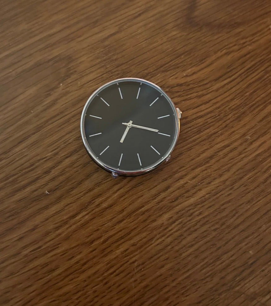 E-Moto Clock
